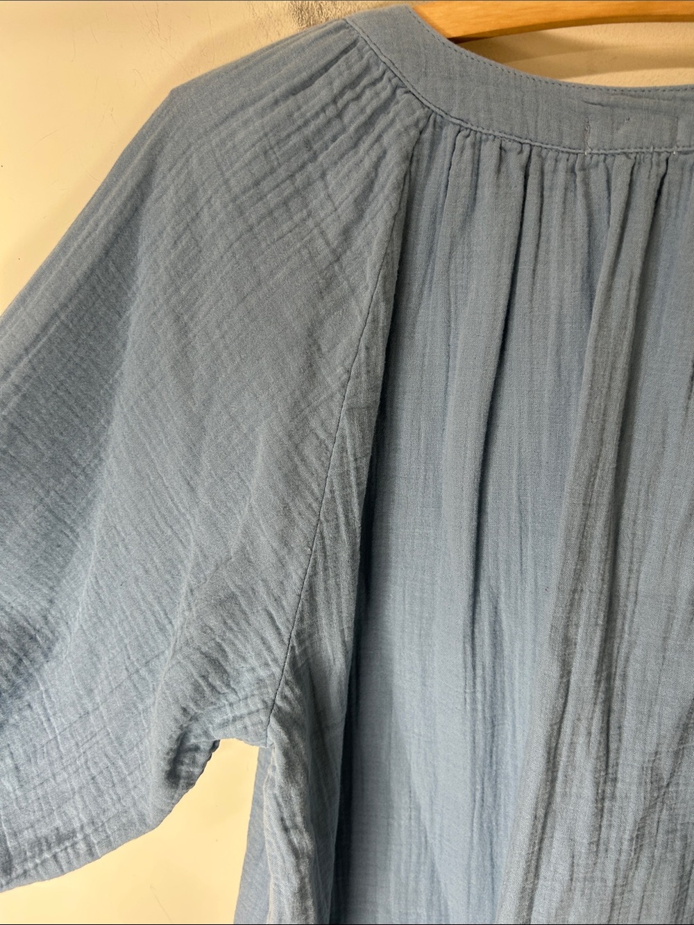 dylan Blue Textured V-Neck Peasant Top - Picture 14 of 15